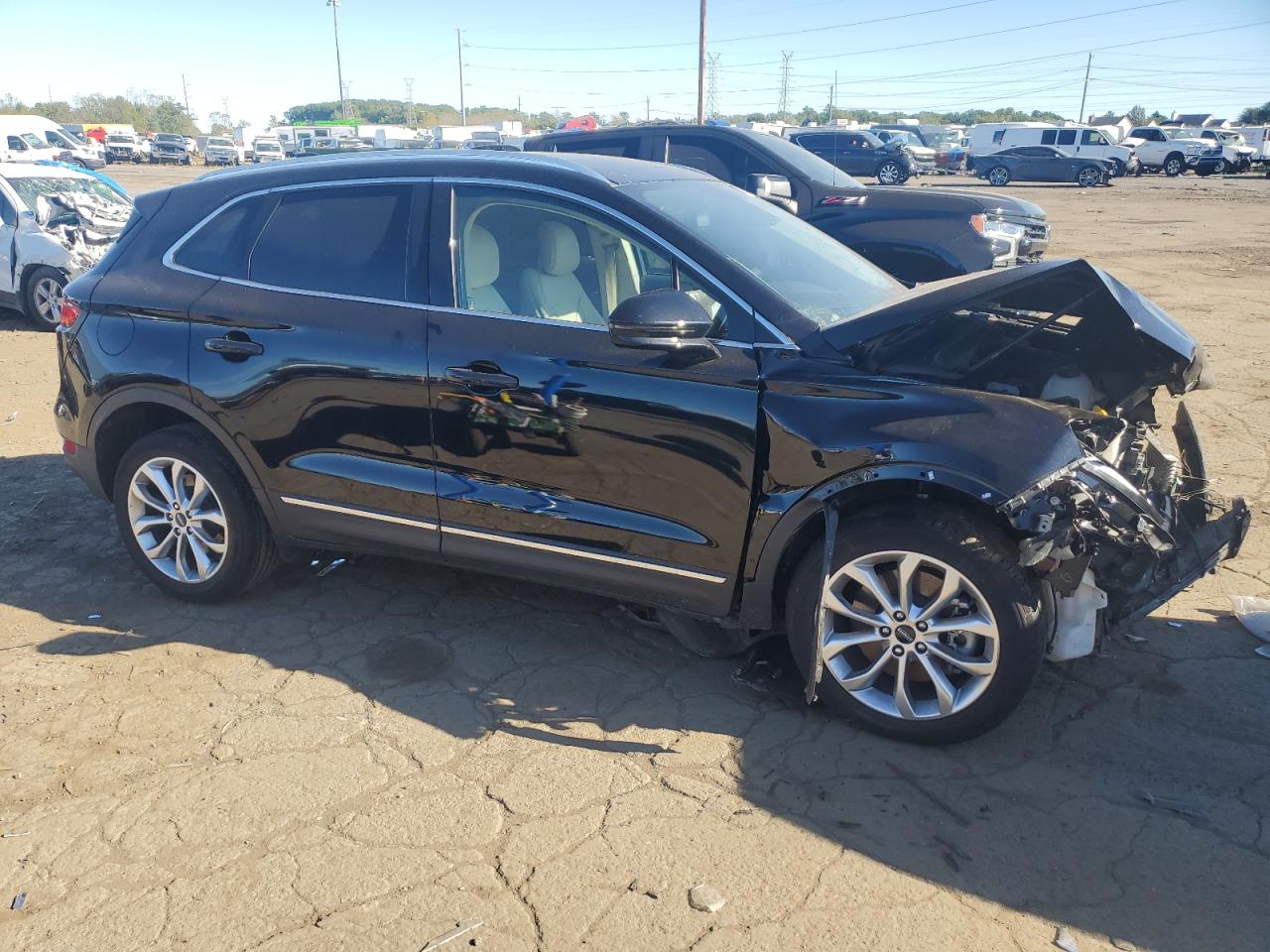 VIN 5LMCJ2D91KUL48750 2019 LINCOLN MKC no.4