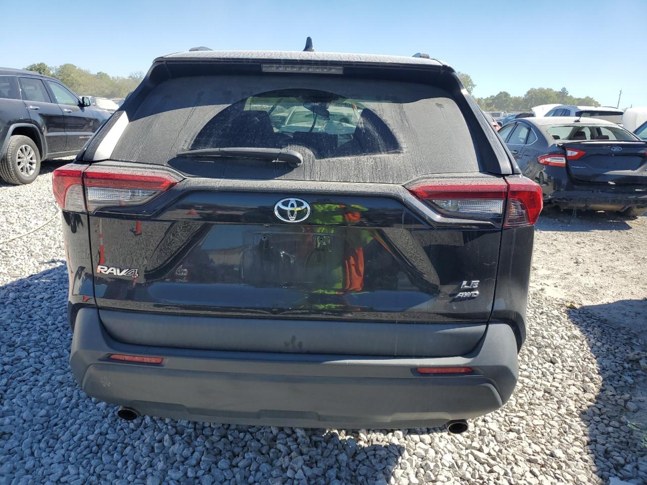 2019 Toyota RAV 4 - Image 6