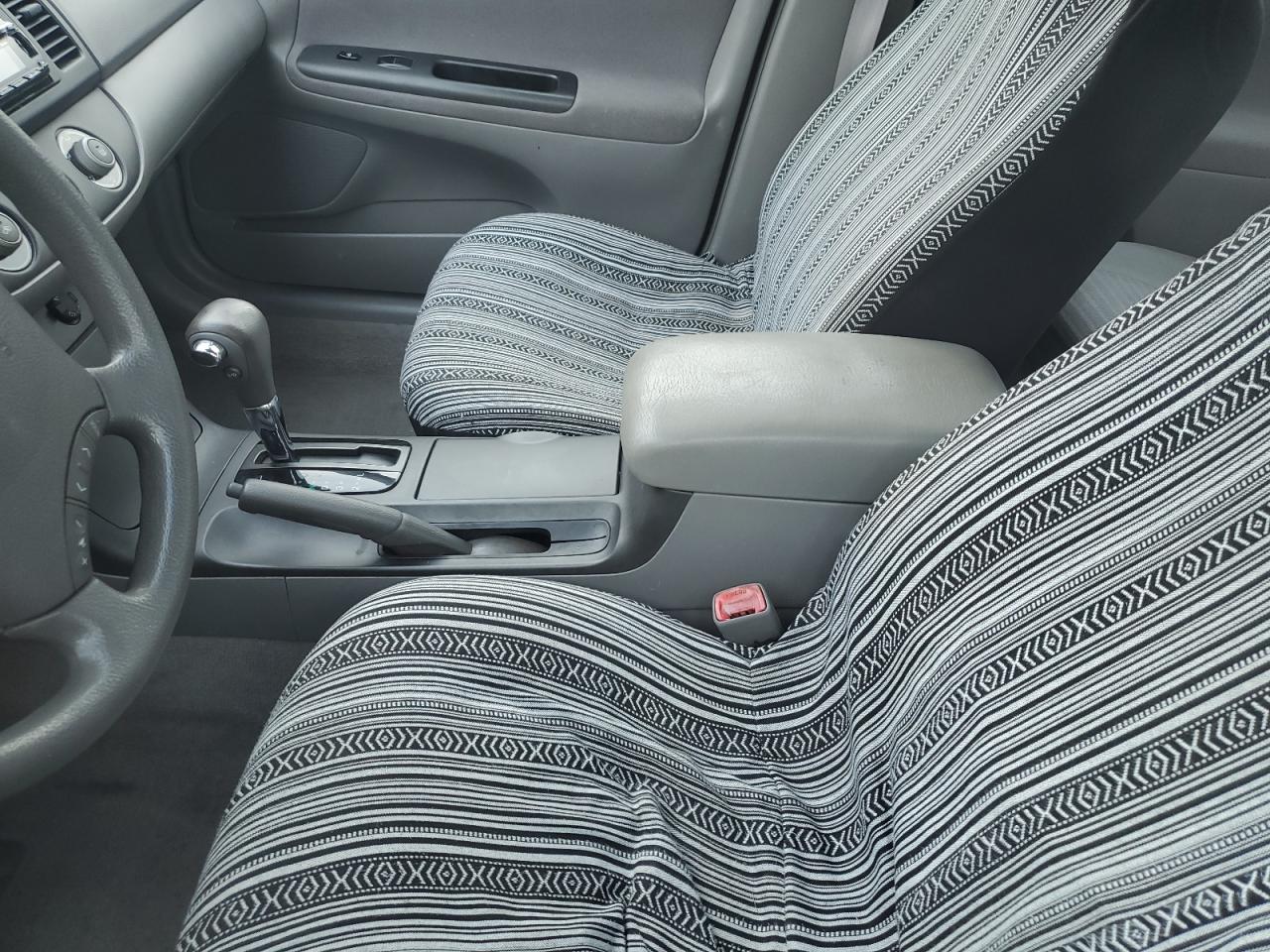 2005 Toyota Camry - Image 7