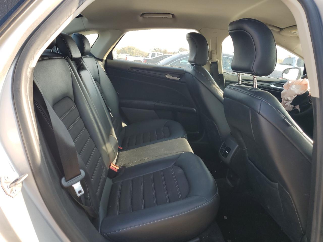 2018 Ford Fusion - Image 10