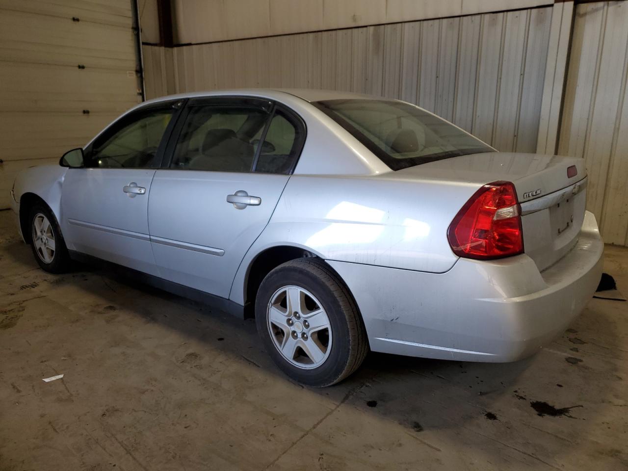 2005 Chevrolet Malibu - Image 2