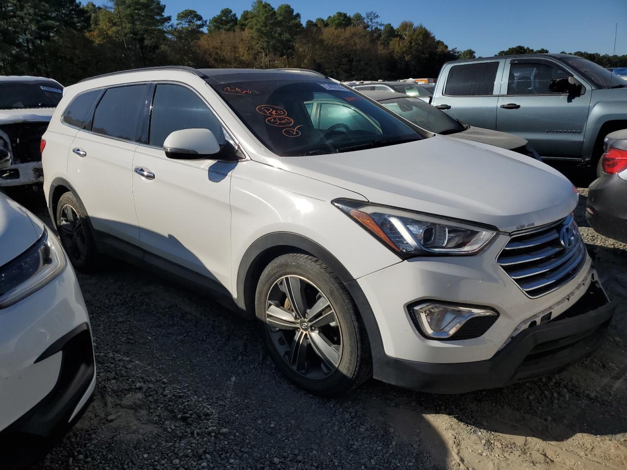 2016 Hyundai Santa Fe - Image 4