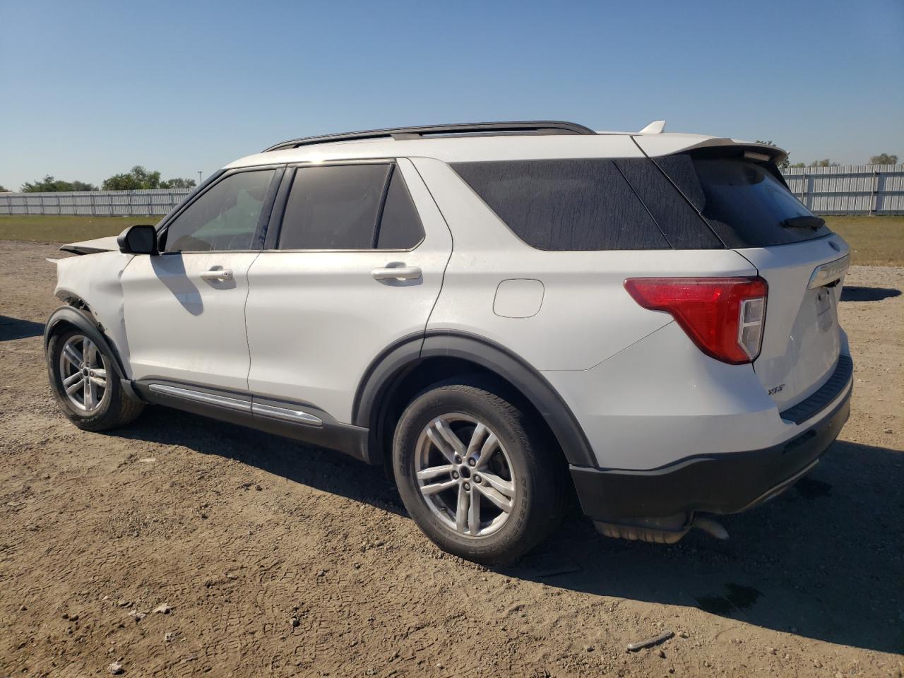 2020 Ford Explorer - Image 2