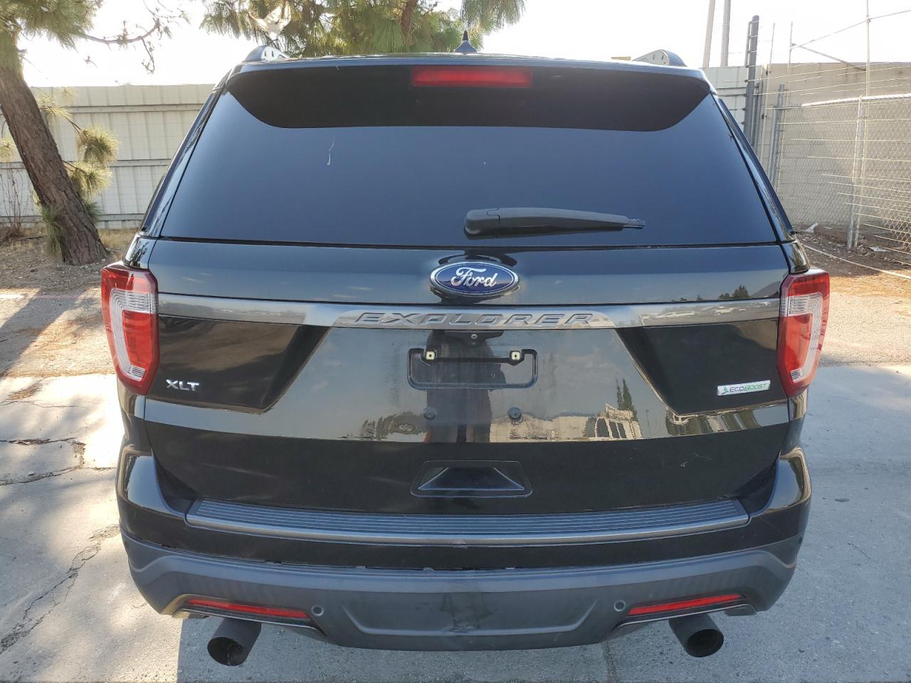 2018 Ford Explorer Xlt VIN: 1FM5K7DH2JGB89828 Lot: 74148534