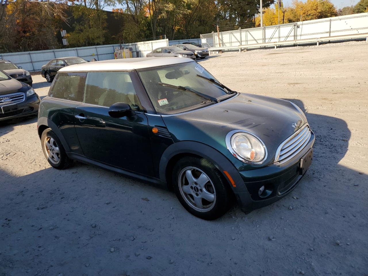 2010 MINI Cooper - Image 4