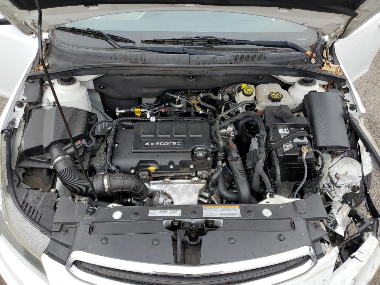 2015 Chevrolet Cruze - Image 12
