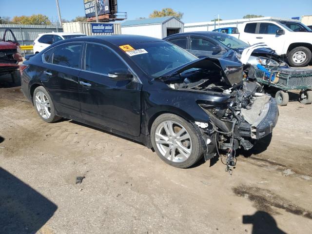  NISSAN ALTIMA 2015 Czarny