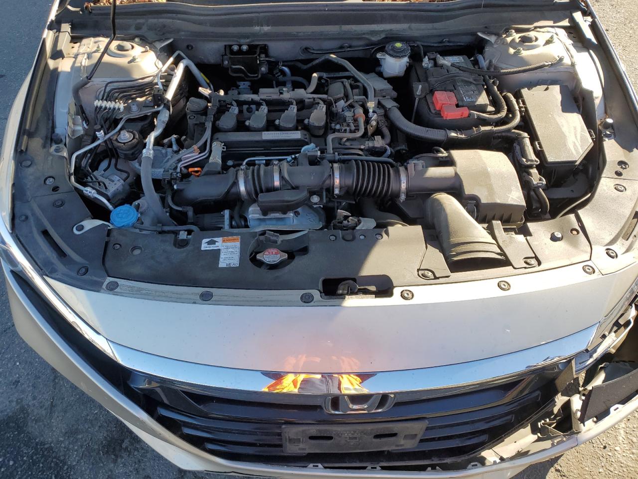 1HGCV1F17JA211181 2018 Honda Accord Lx