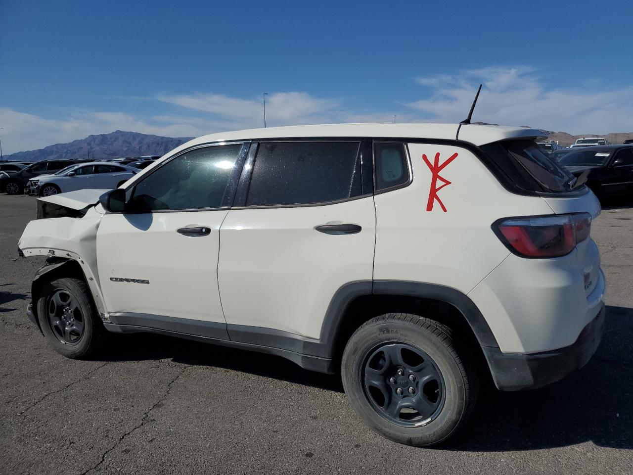 2018 Jeep Compass Sport VIN: 3C4NJDAB8JT131062 Lot: 74635484