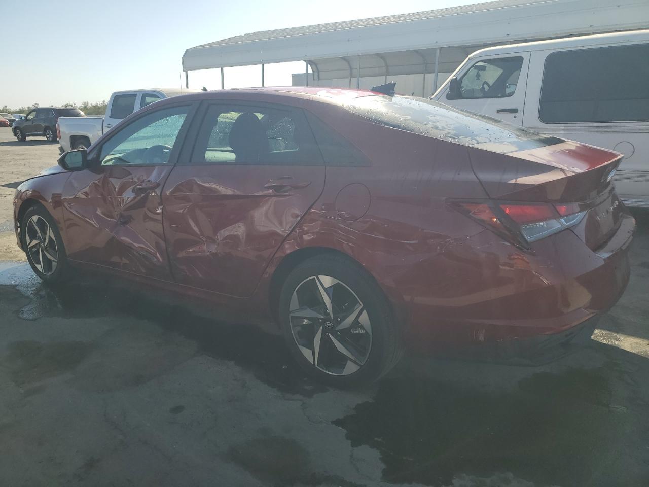 2023 Hyundai Elantra - Image 2