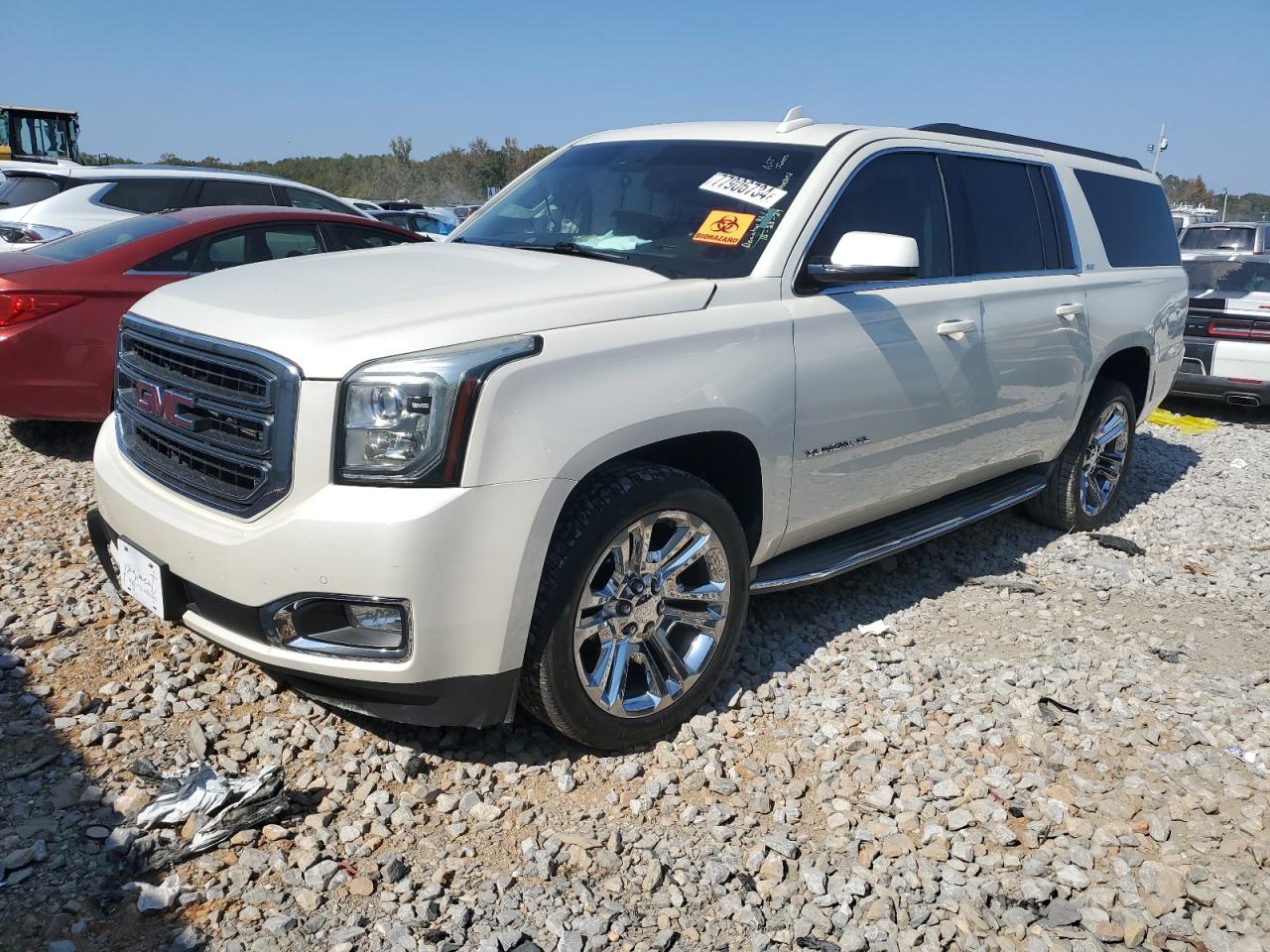 VIN 1GKS1HKC7FR560571 2015 GMC YUKON no.1