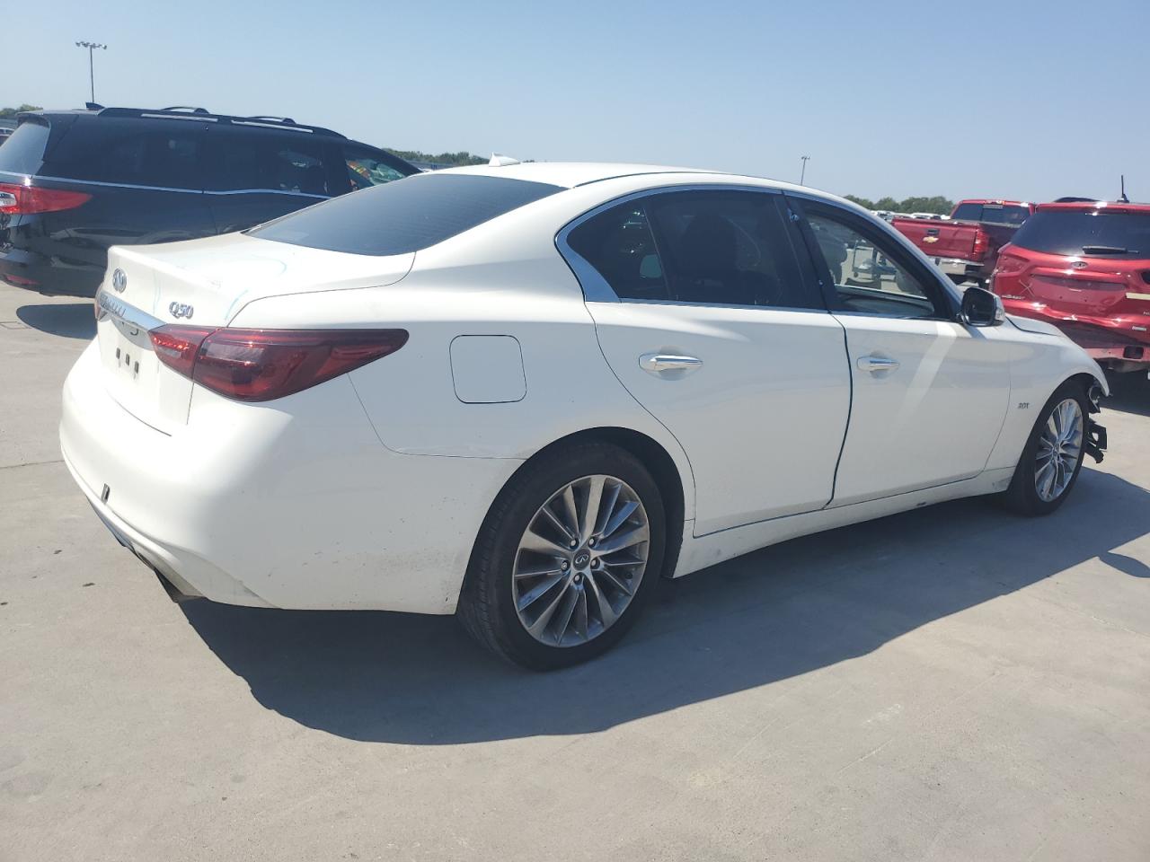 2018 Infiniti Q50 - Image 3