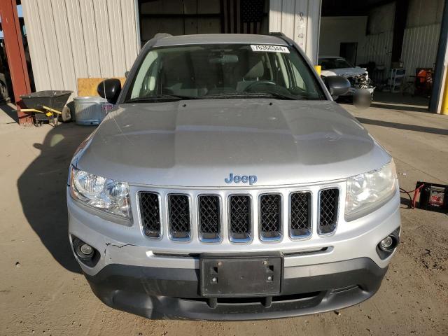 Паркетники JEEP COMPASS 2012 Серебристый