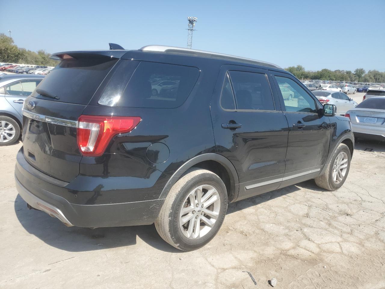 2017 Ford Explorer Xlt VIN: 1FM5K7D8XHGD39193 Lot: 73996454