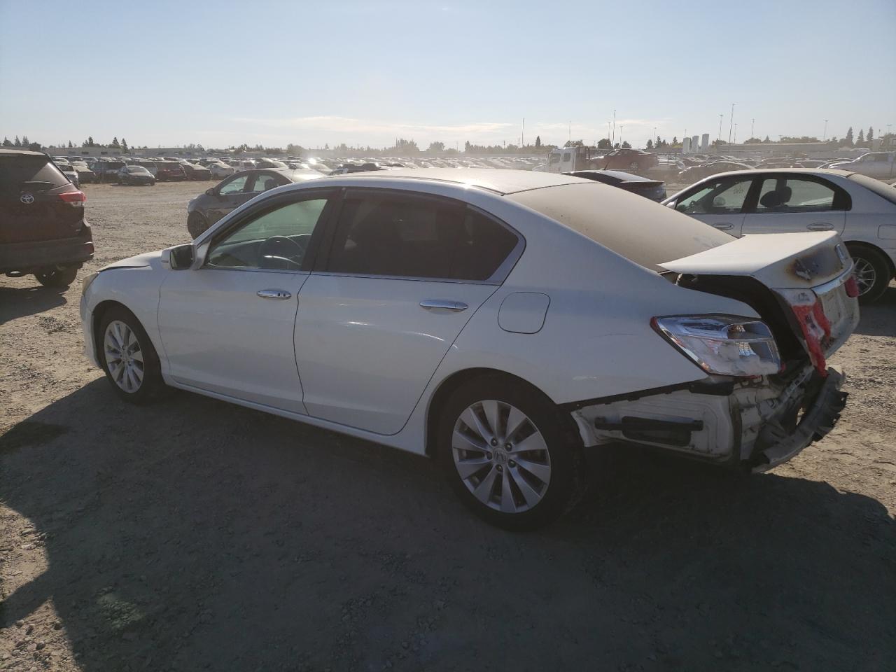 1HGCR2F74FA089479 2015 HONDA ACCORD - Image 2