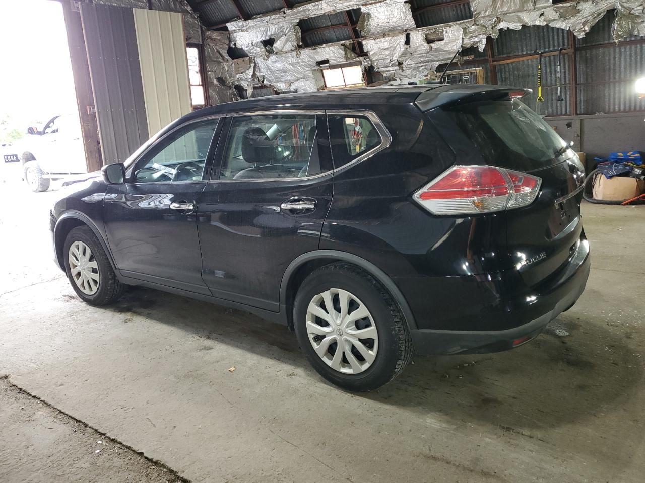 KNMAT2MVXFP544633 2015 NISSAN ROGUE - Image 2