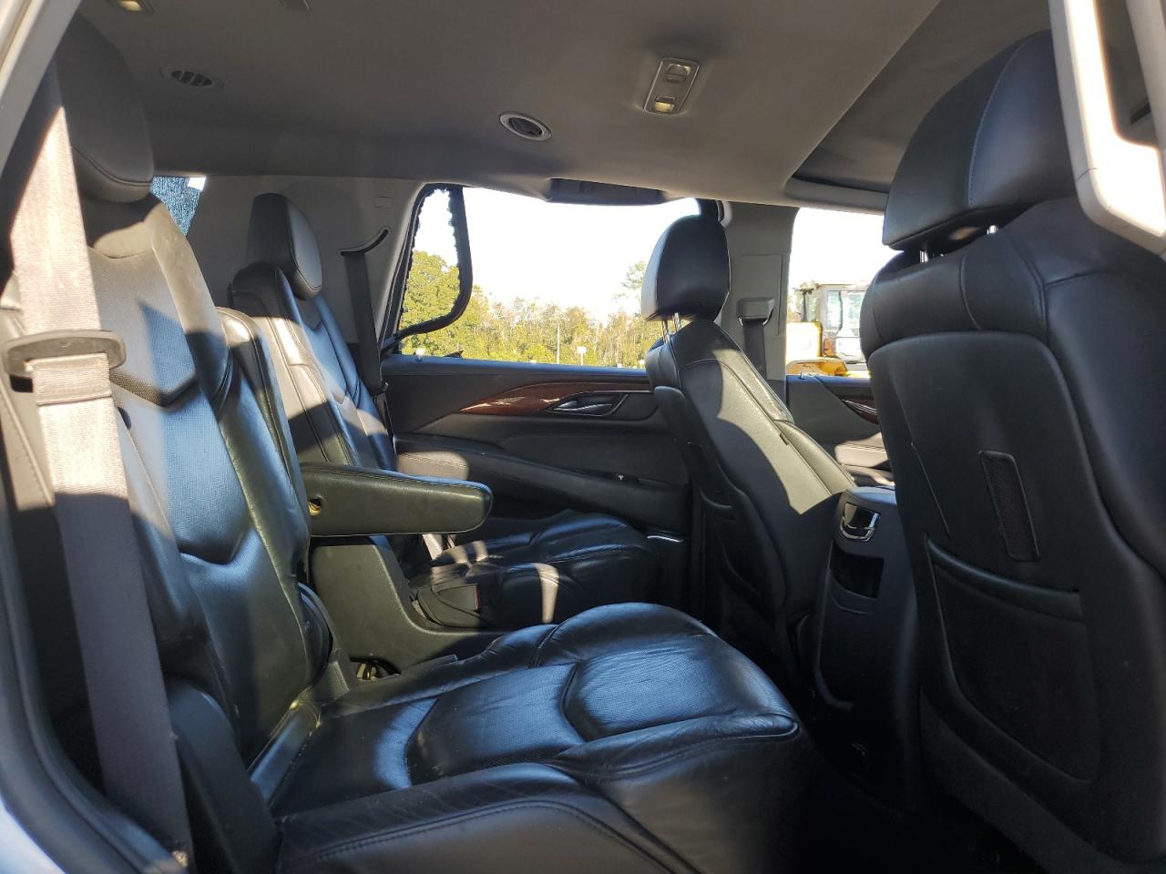 2019 Cadillac Escalade Luxury VIN: 1GYS3BKJ7KR188056 Lot: 74246114