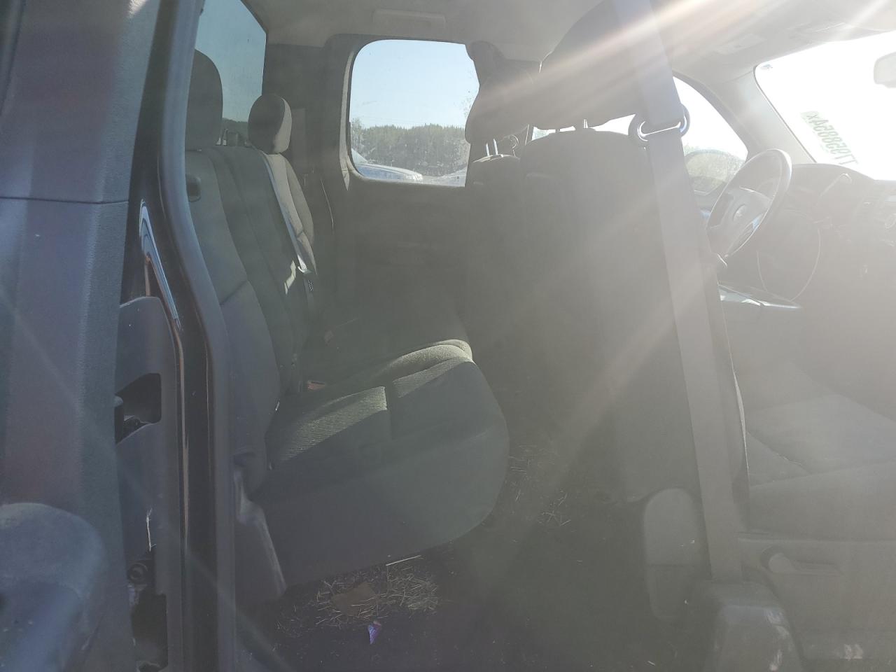 2013 Chevrolet Silverado - Image 10
