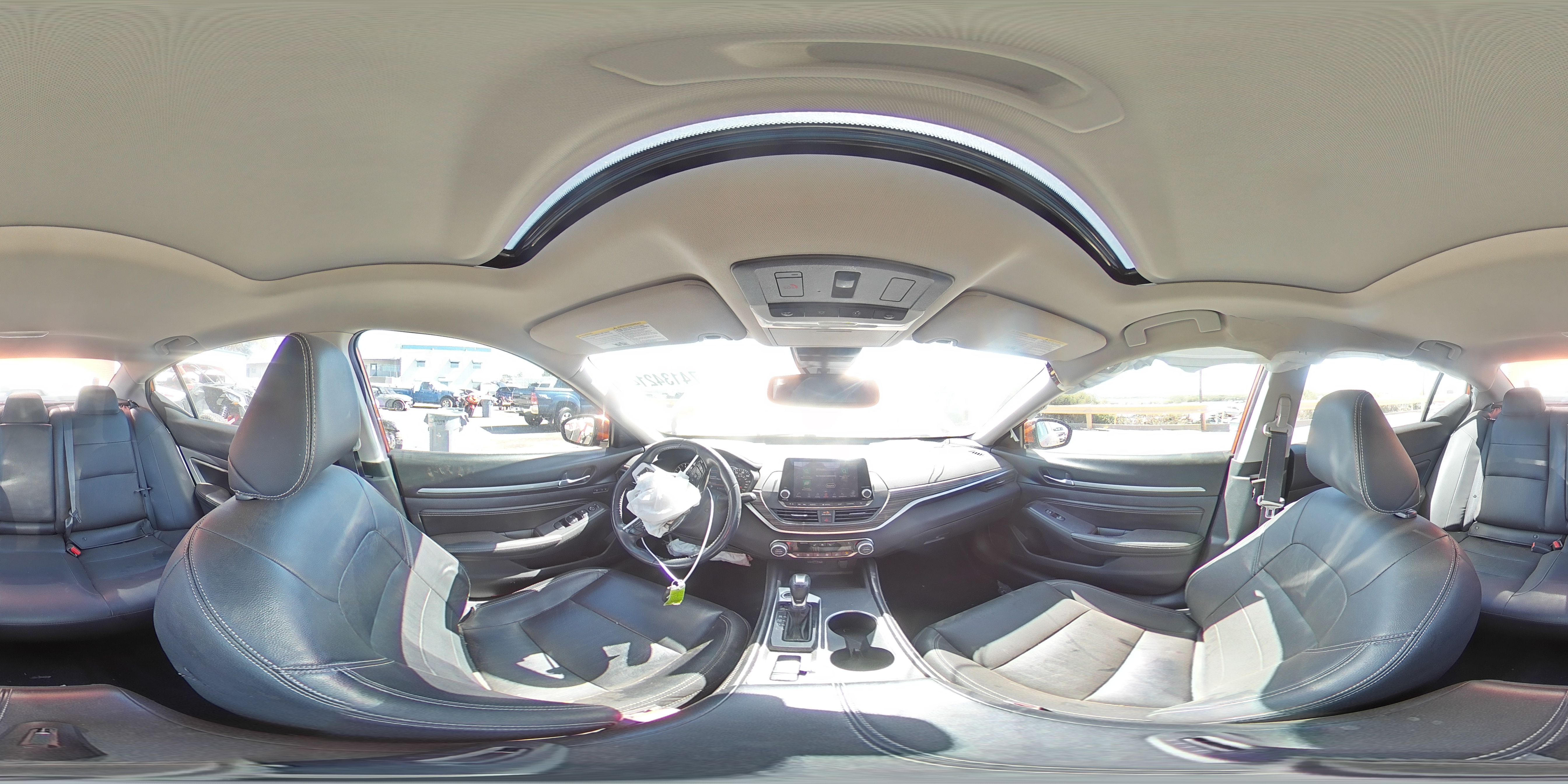 2019 Nissan Altima - Image 13