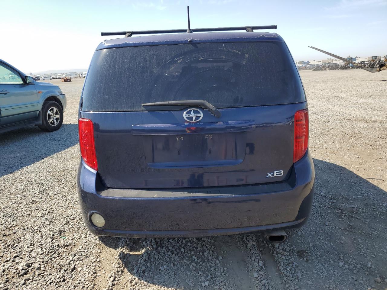 2008 Toyota Scion Xb VIN: JTLKE50E681046798 Lot: 73590234