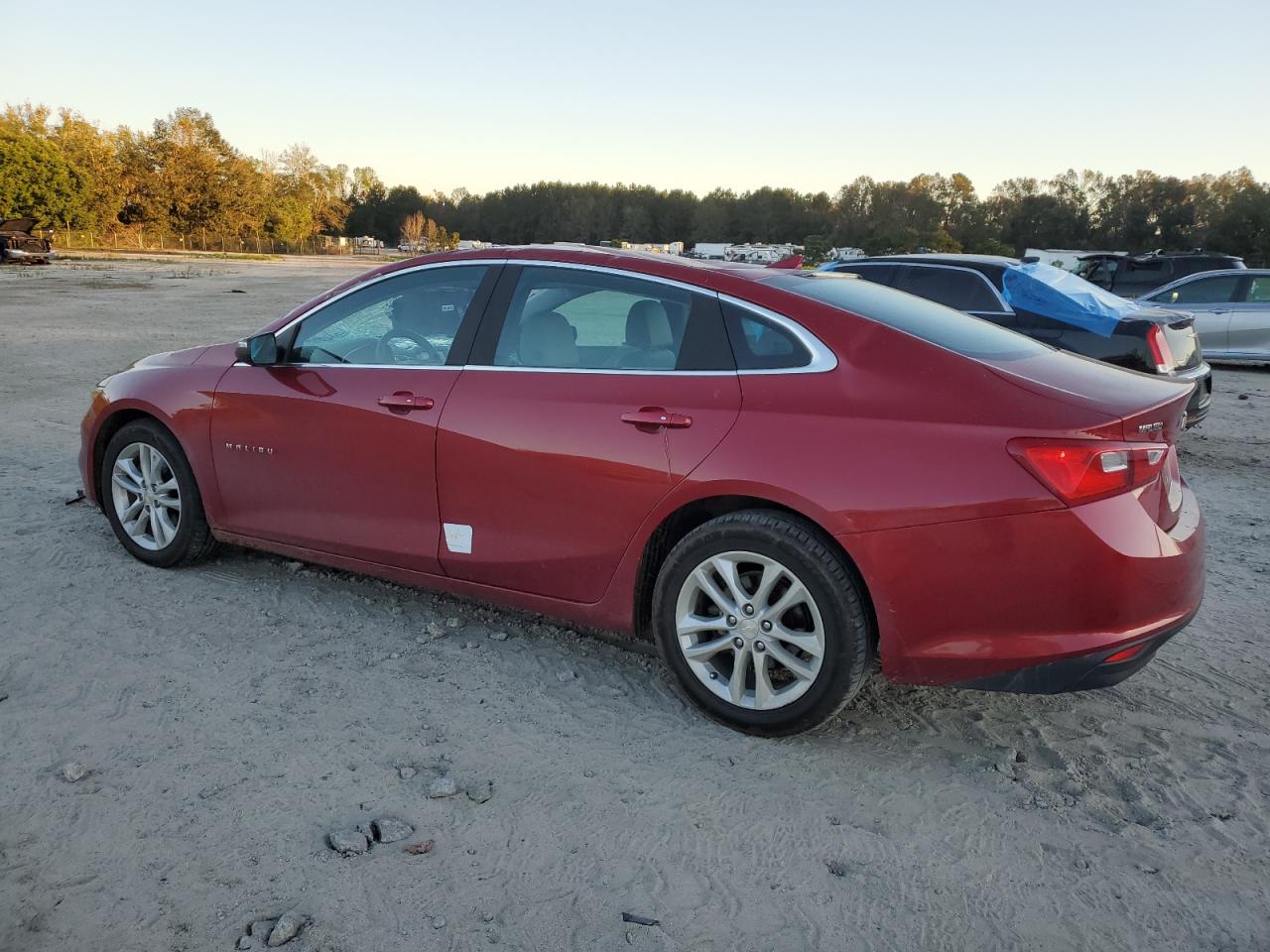 2016 Chevrolet Malibu - Image 2