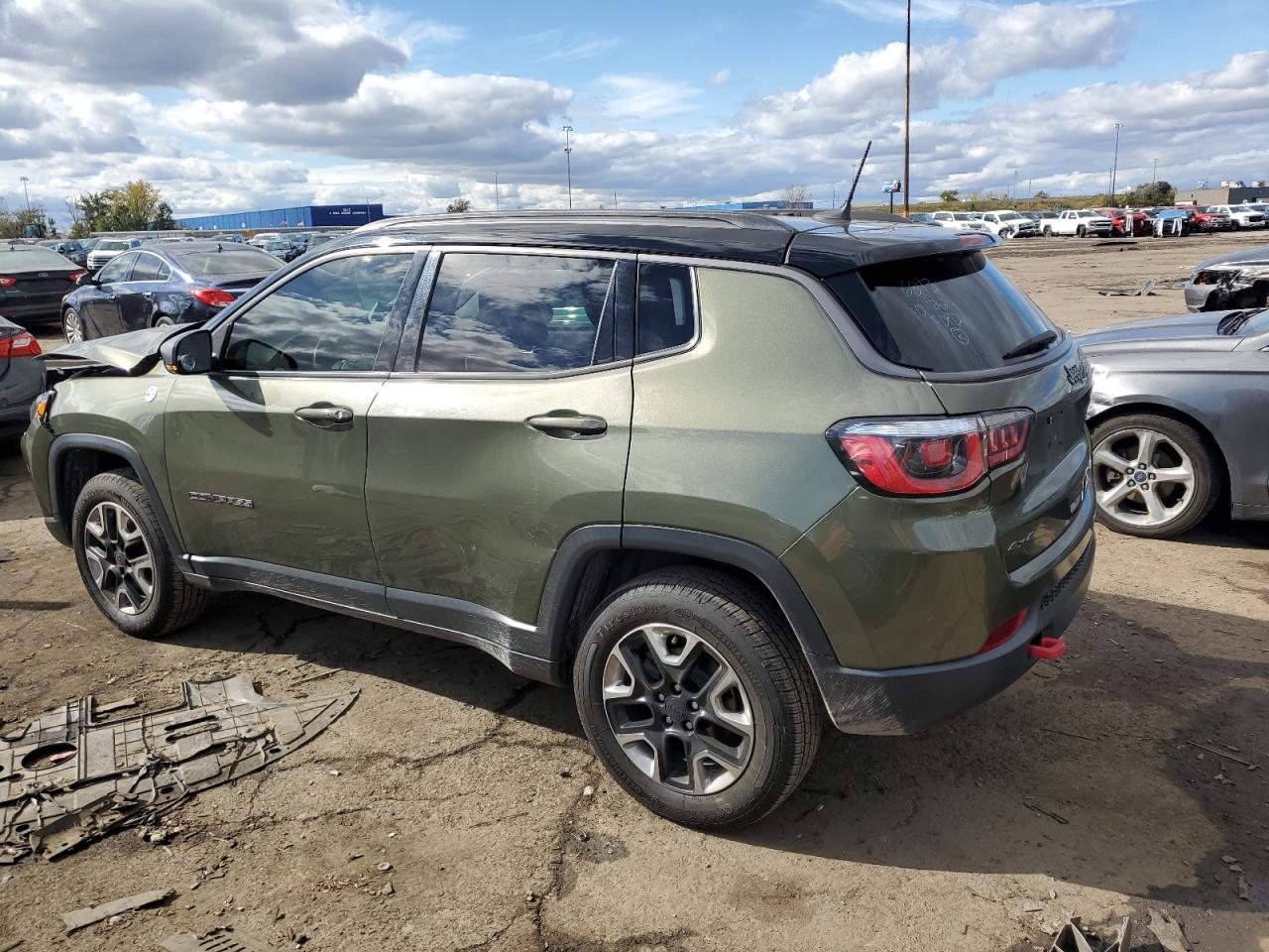 2017 Jeep Compass - Image 2