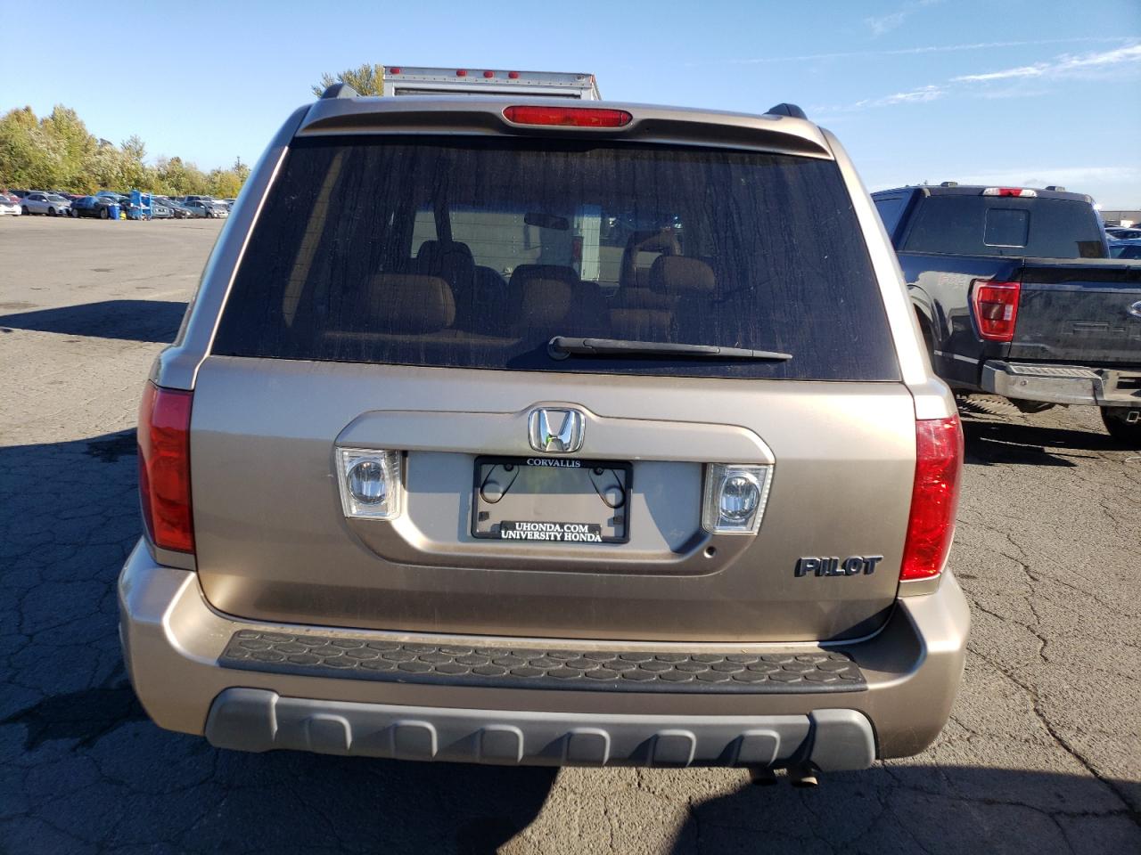 2004 Honda Pilot Exl VIN: 2HKYF18534H614640 Lot: 75892404