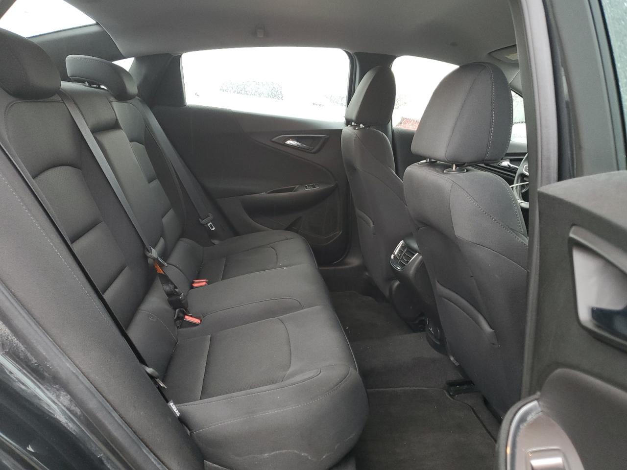 2016 Chevrolet Malibu - Image 10