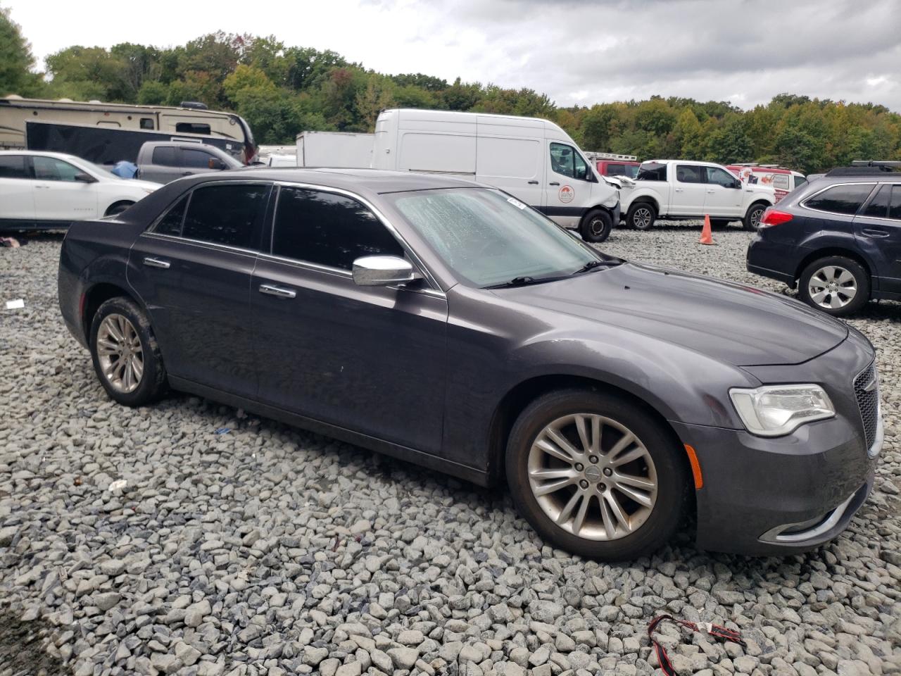 2015 Chrysler 300 - Image 4