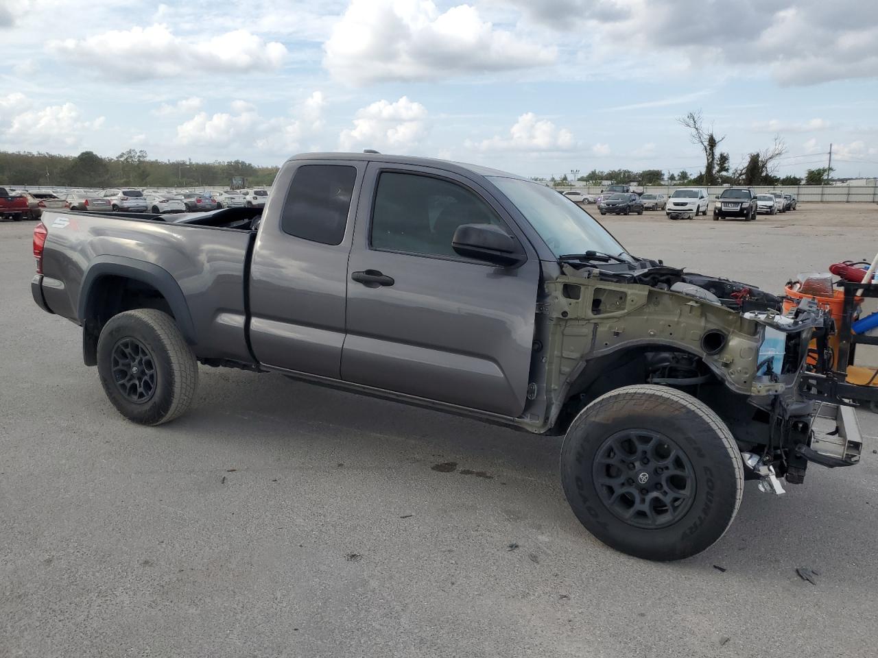 2020 Toyota Tacoma - Image 4