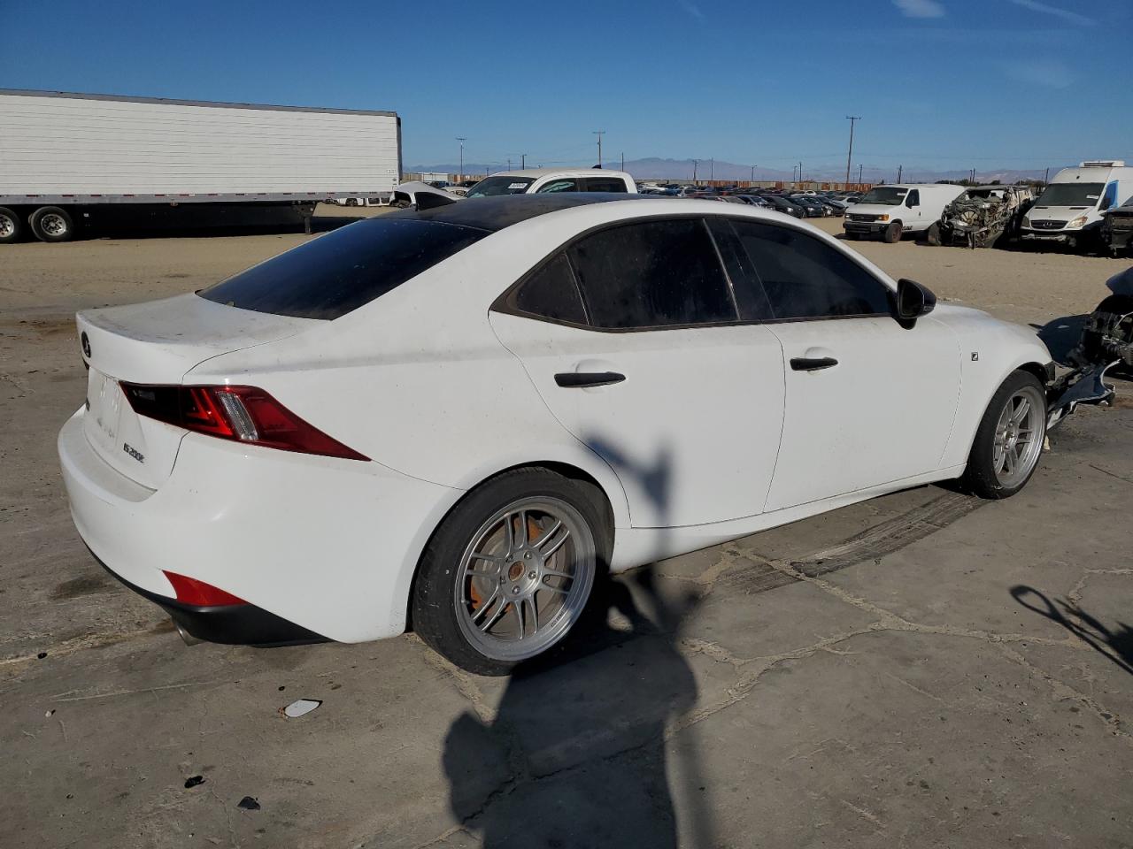 2016 Lexus IS - Image 3