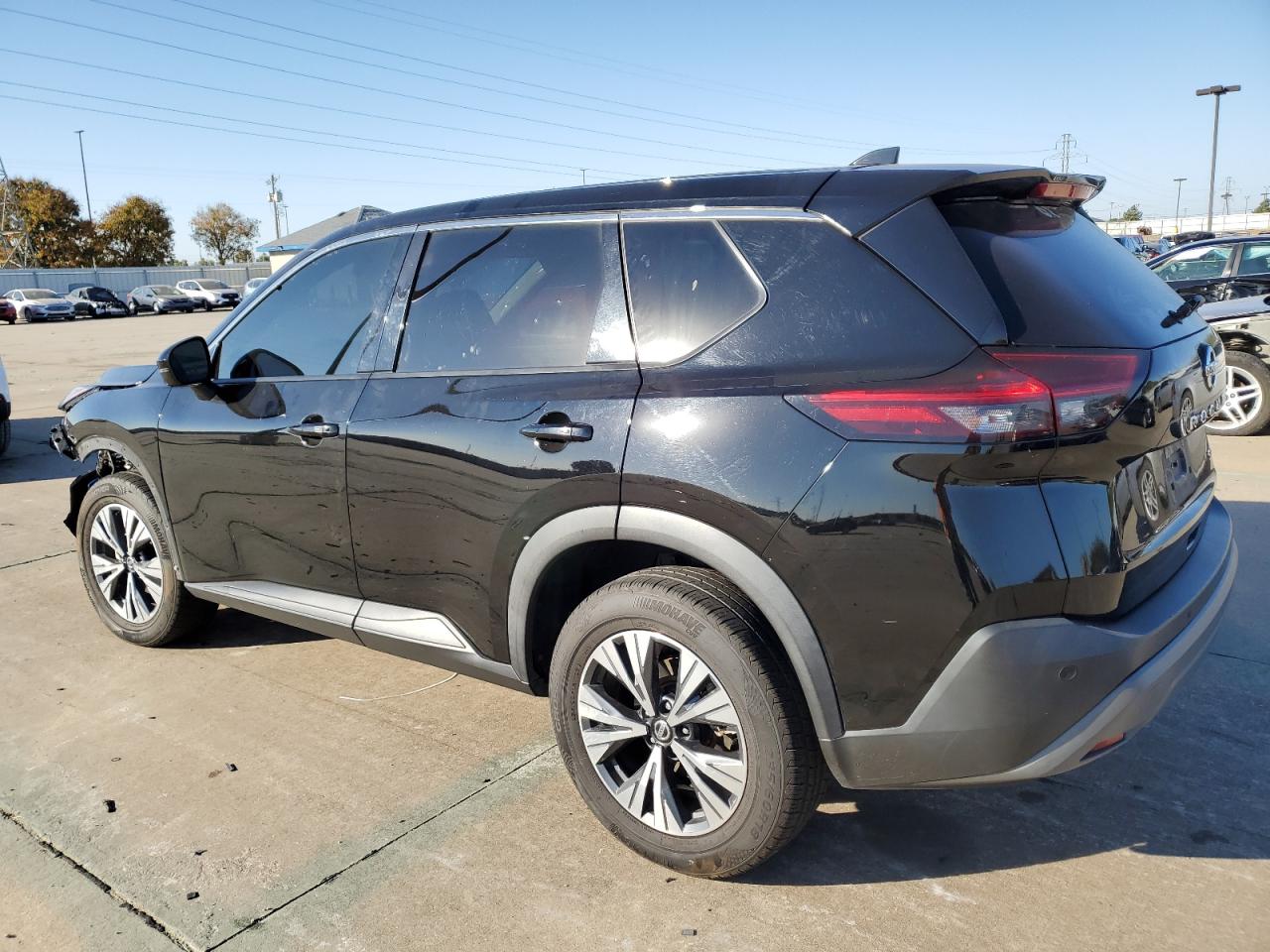 2021 Nissan Rogue - Image 2