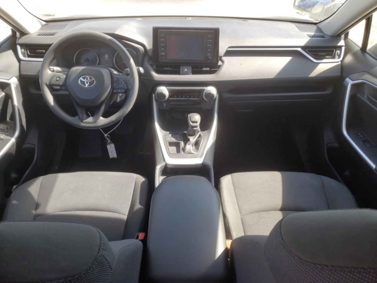 2019 Toyota RAV 4 - Image 8