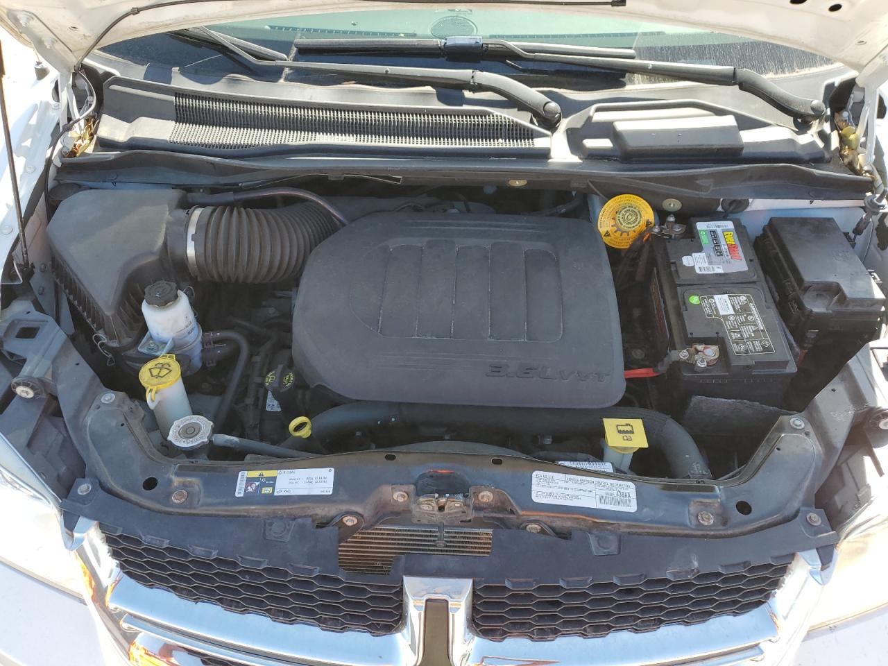 2019 Dodge Caravan - Image 12