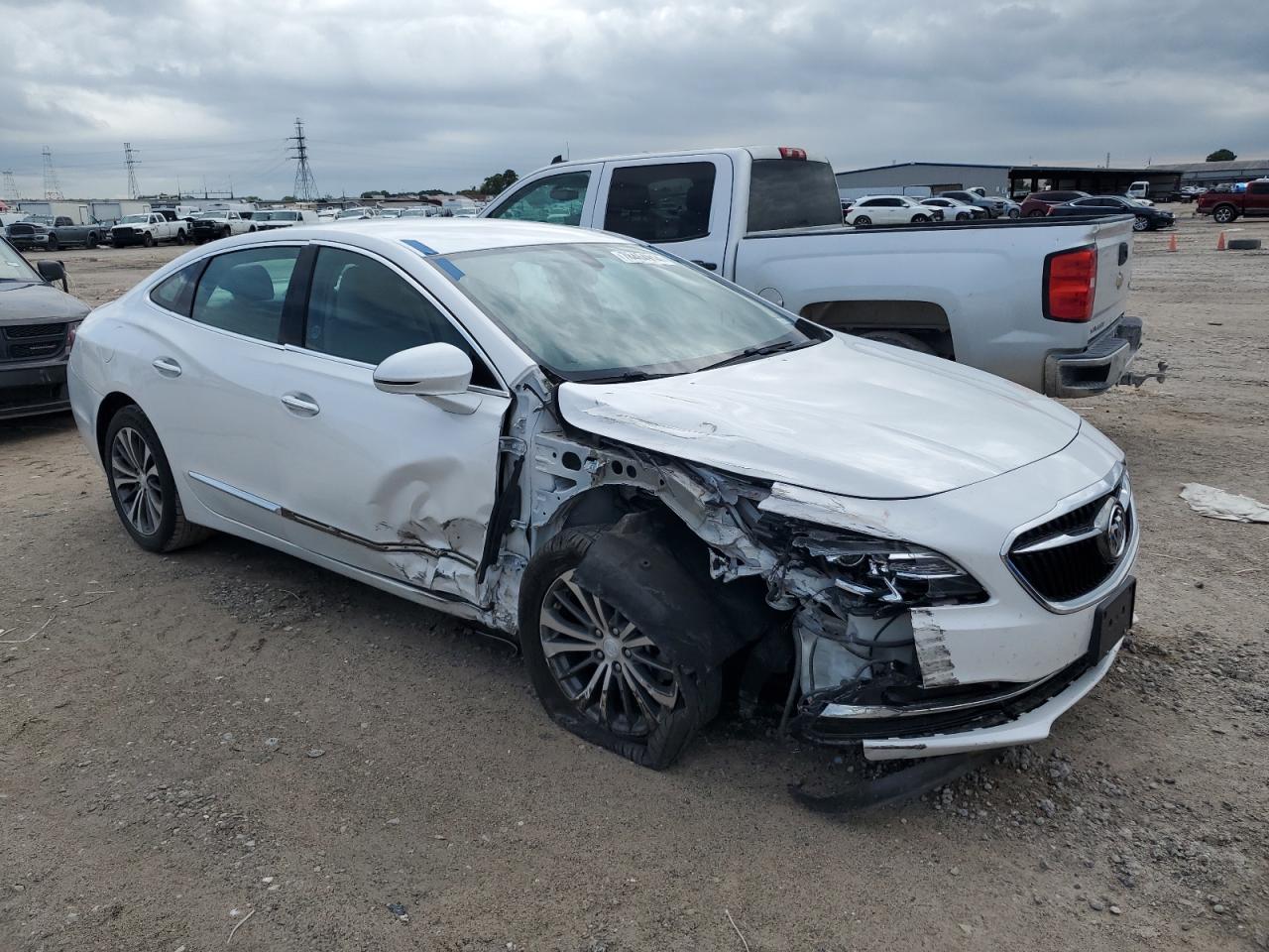 2019 Buick LaCrosse - Image 4