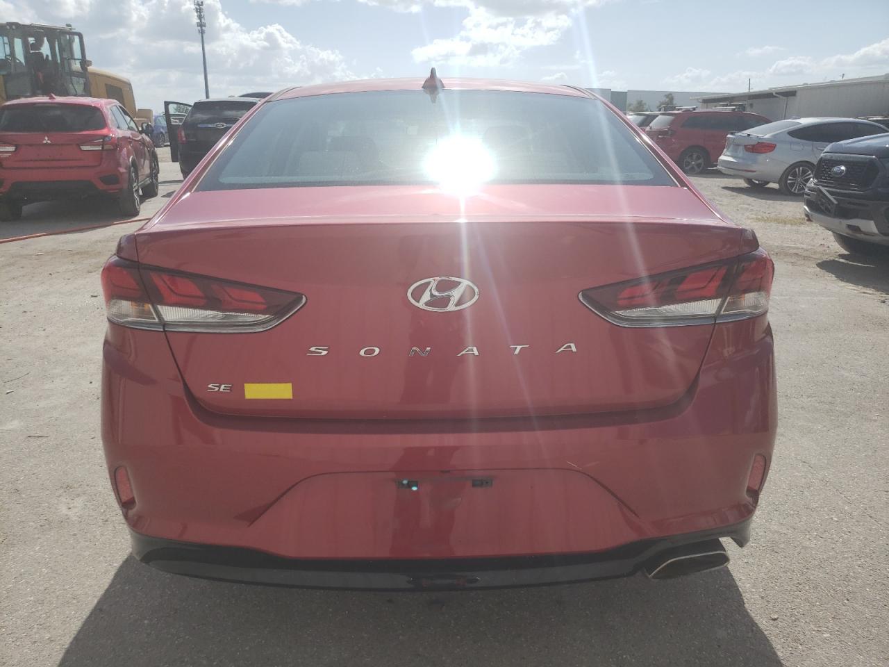 2019 Hyundai Sonata Se VIN: 5NPE24AF2KH788098 Lot: 75681744