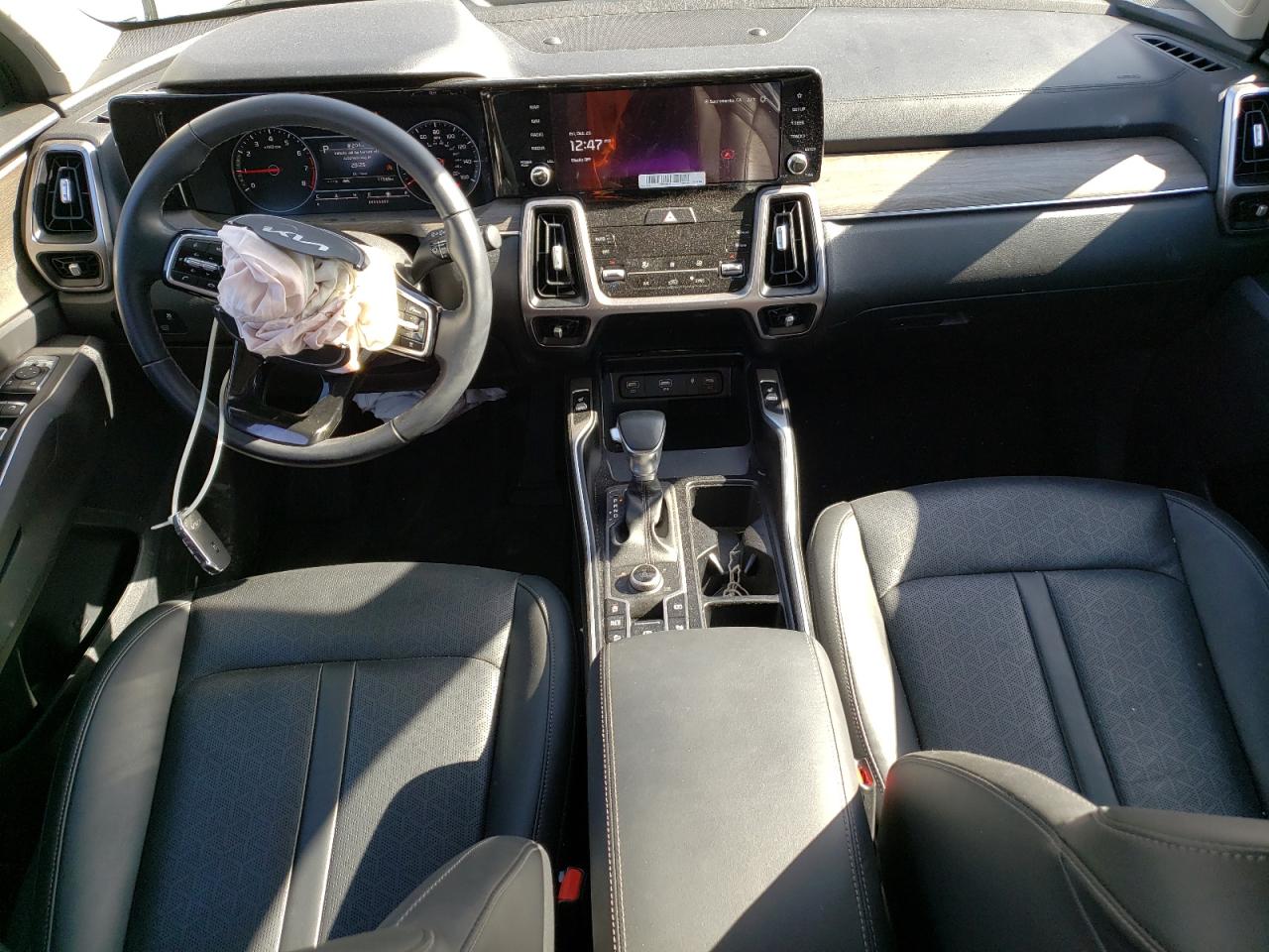 2023 Kia Sorento - Image 8