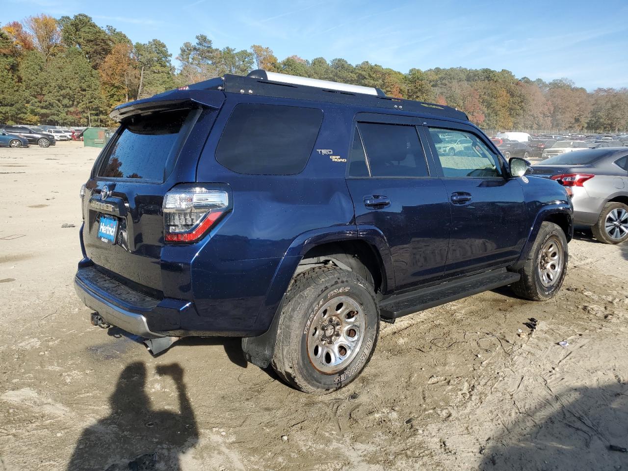 2020 Toyota 4Runner - Image 3