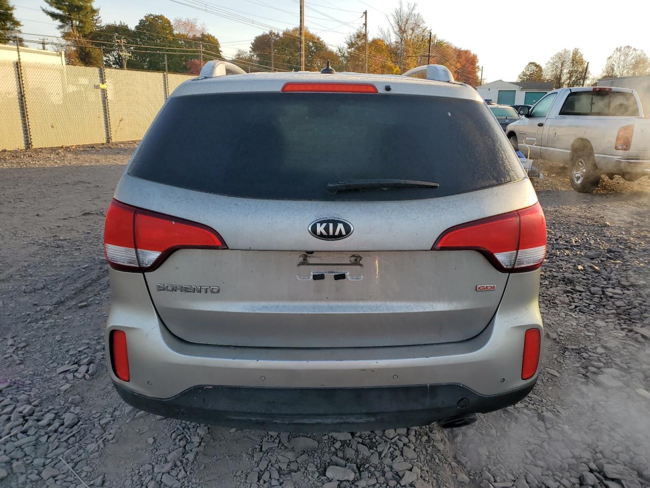 2015 Kia Sorento Lx VIN: 5XYKT4A67FG572986 Lot: 78183024