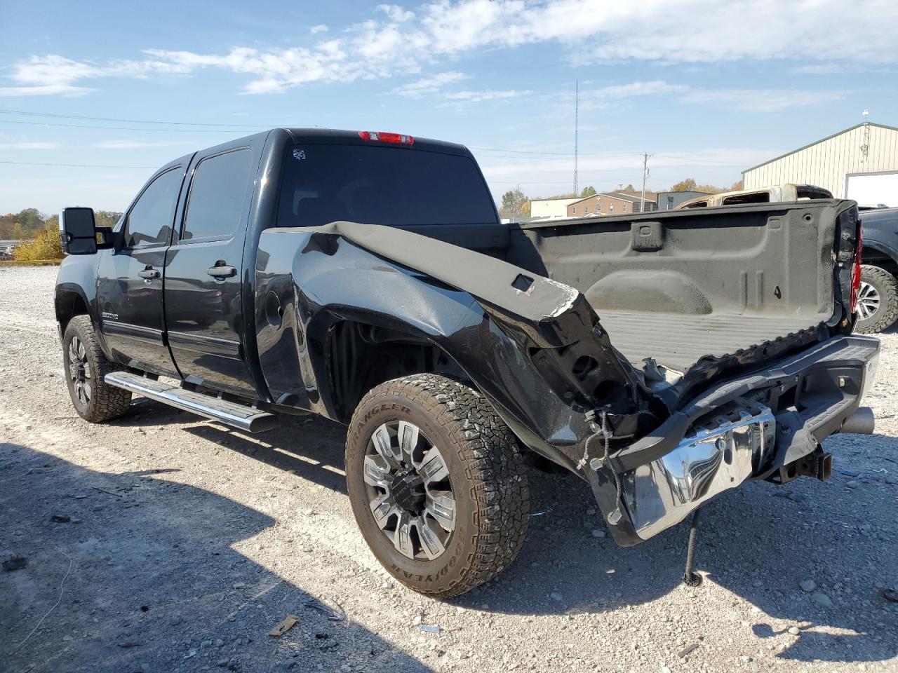 2011 GMC Sierra - Image 2