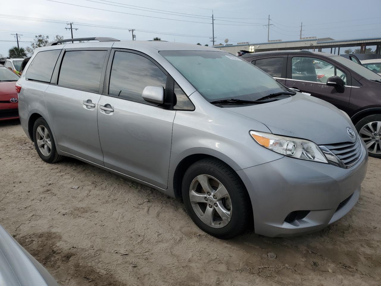 2016 Toyota Sienna Le VIN: 5TDKK3DC2GS731853 Lot: 76275874