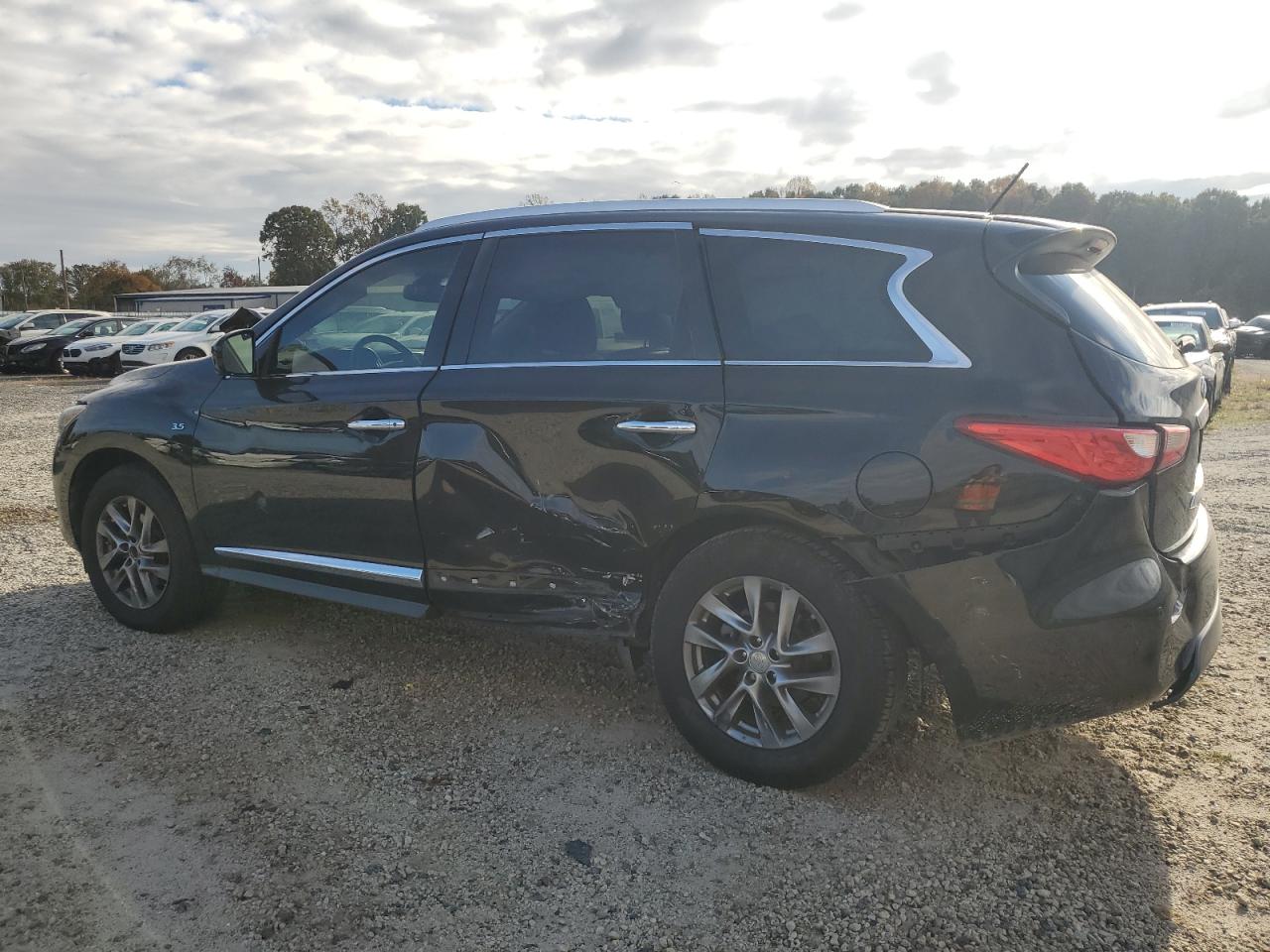 2015 Infiniti QX60 - Image 2