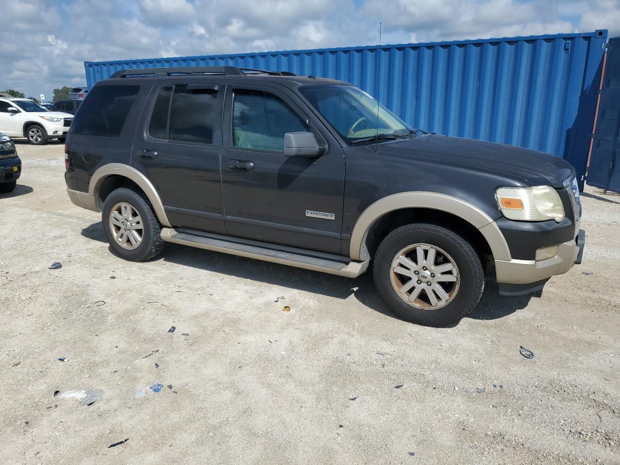 2007 Ford Explorer - Image 4