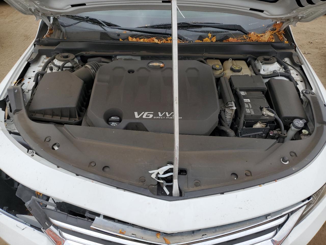 2014 Chevrolet Impala - Image 11