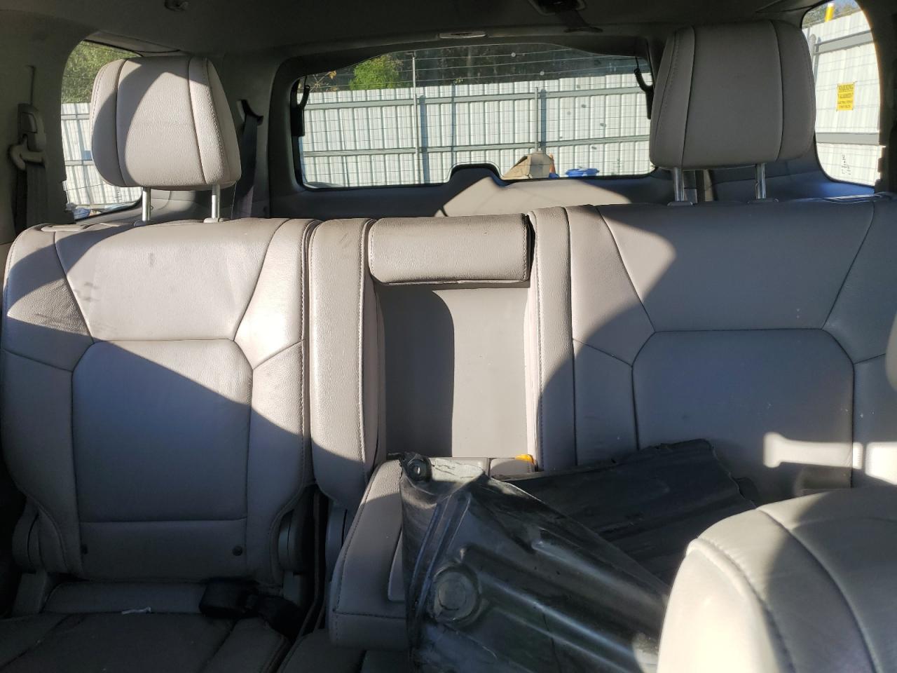 2015 Honda Pilot - Image 10