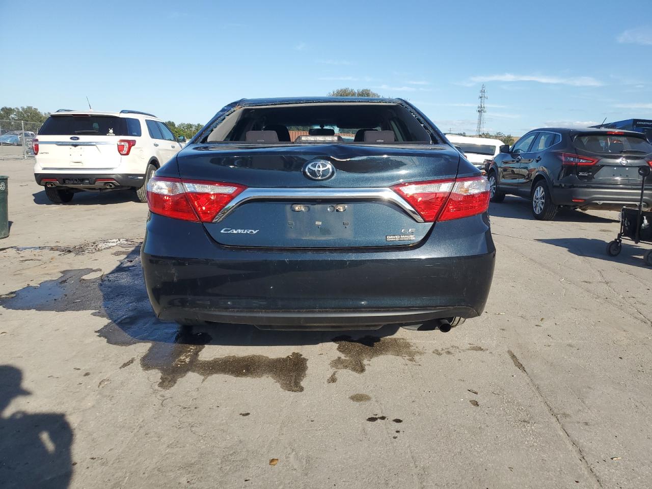 2015 Toyota Camry Le VIN: 4T1BF1FK8FU477732 Lot: 77875504