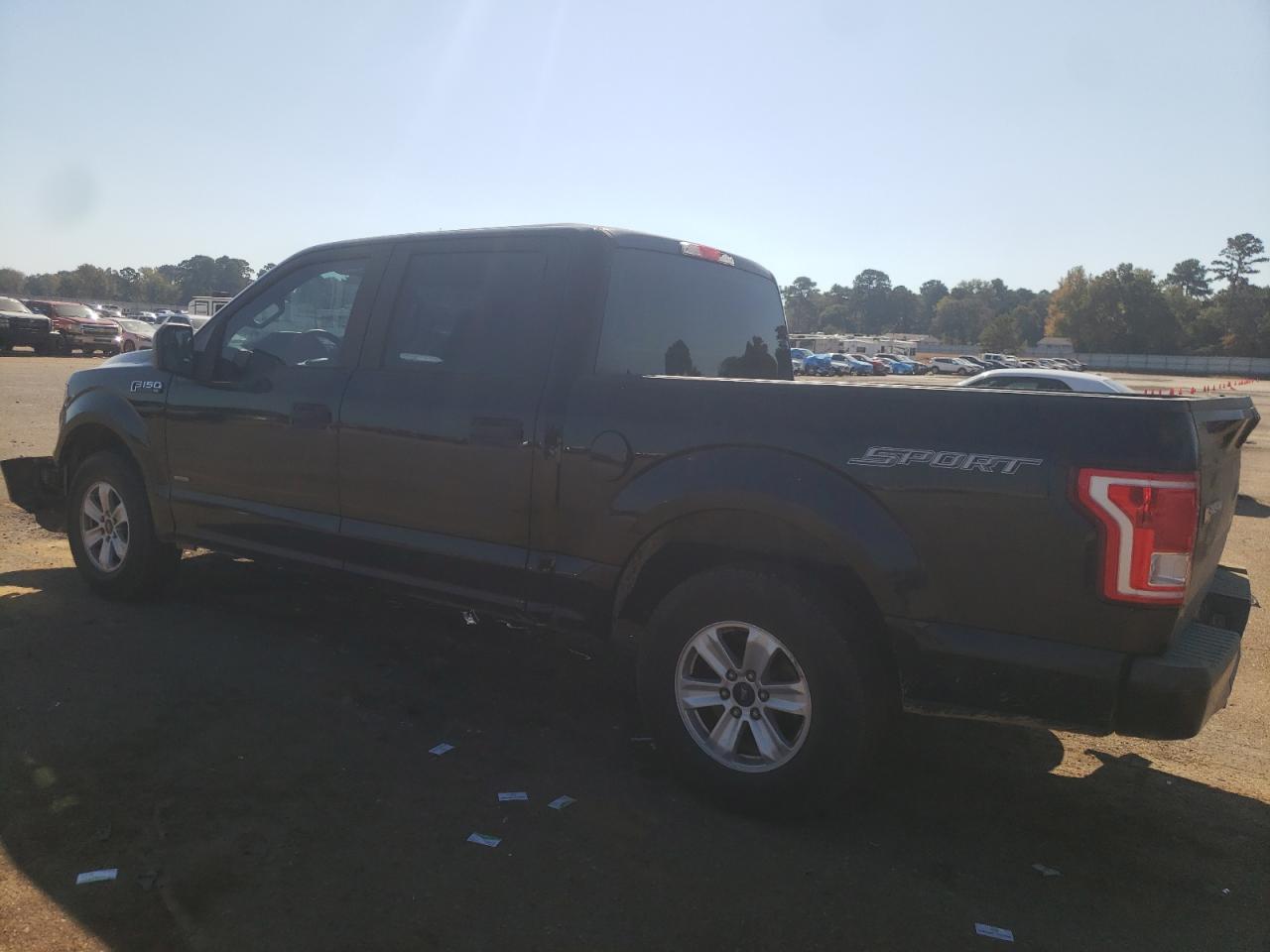 2016 Ford F-150 - Image 2