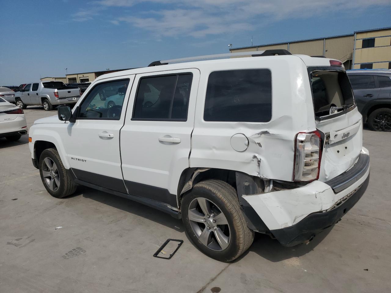 VIN 1C4NJPFA4GD659830 2016 JEEP PATRIOT no.2