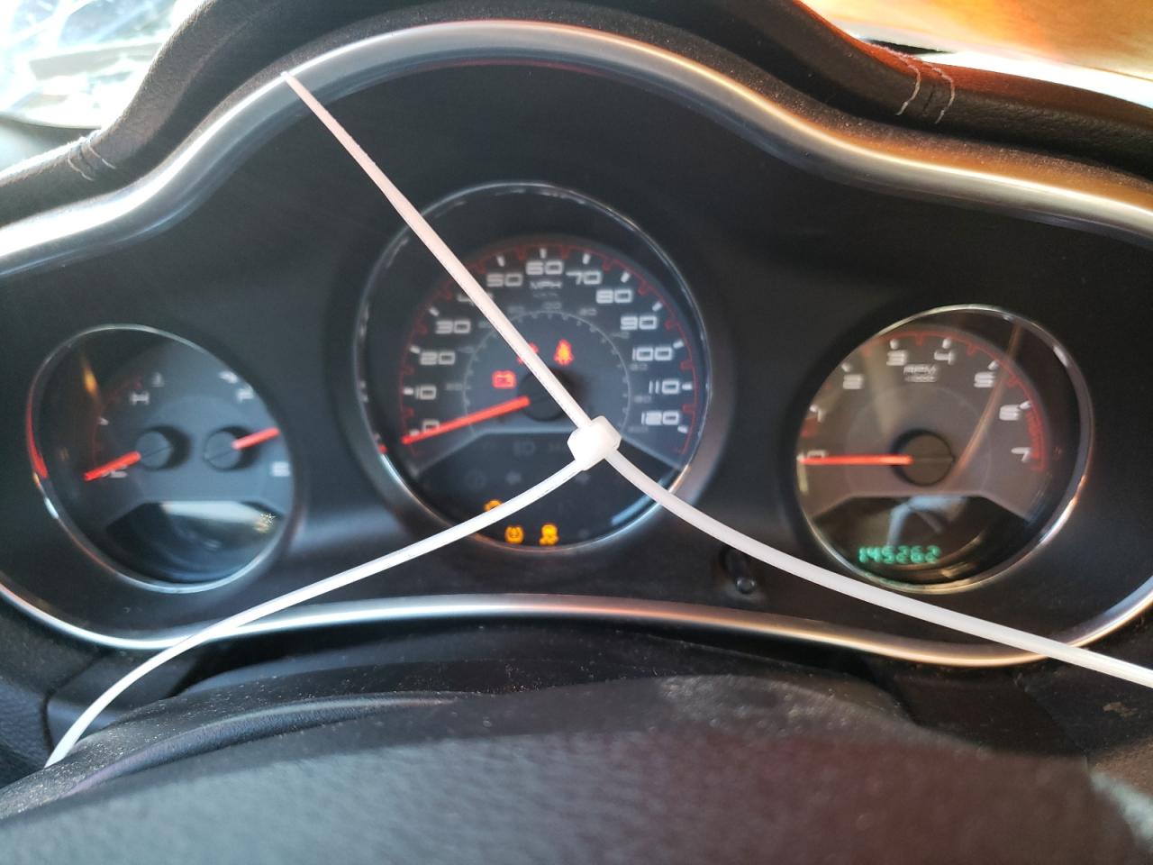 2012 Dodge Avenger - Image 9