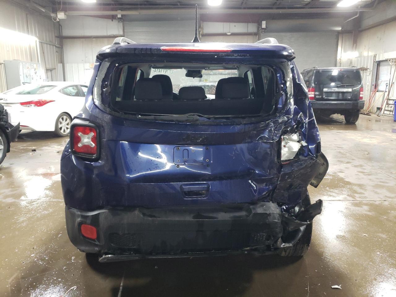 2018 Jeep Renegade - Image 6
